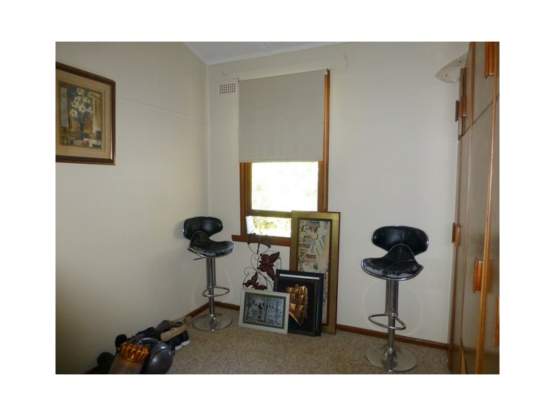 9 Gallop Avenue, Parkes NSW 2870