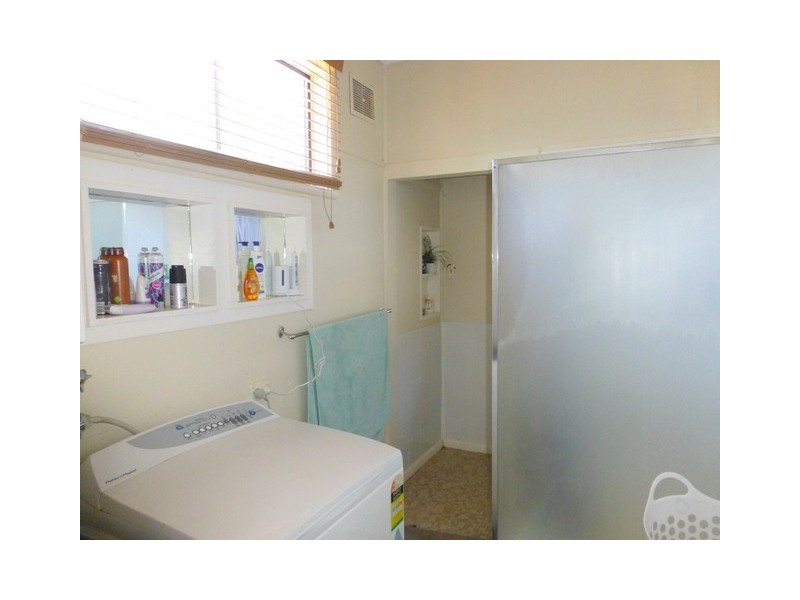 9 Gallop Avenue, Parkes NSW 2870