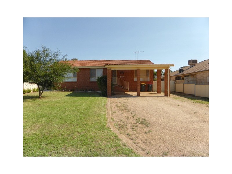 116 Mitchell Street, Parkes NSW 2870