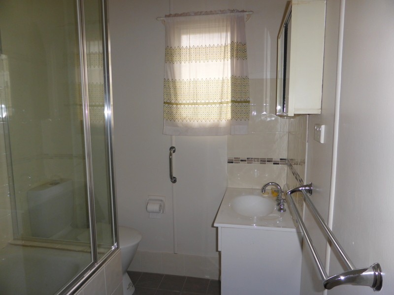 13 Grenfell Street, Parkes NSW 2870