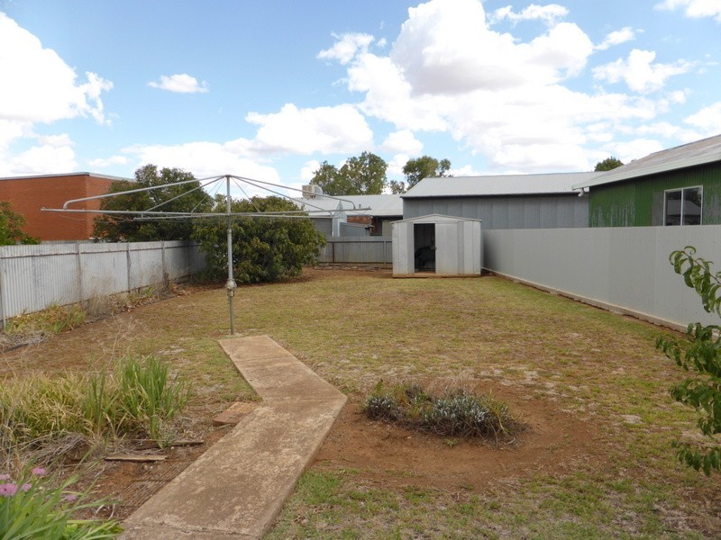 13 Grenfell Street, Parkes NSW 2870