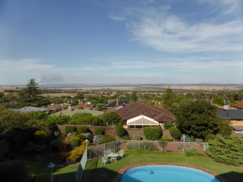 5 Glenwarrie Place, Parkes NSW 2870