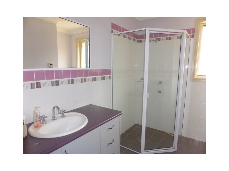 44 Brolgan Road, Parkes NSW 2870