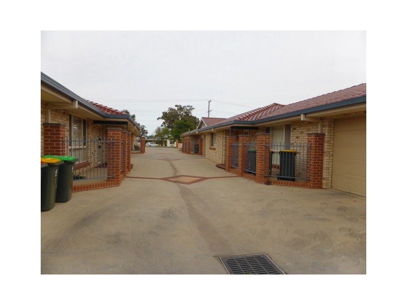 44 Brolgan Road, Parkes NSW 2870