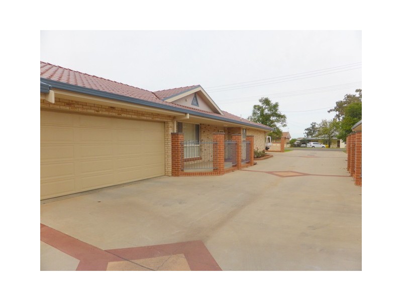 44 Brolgan Road, Parkes NSW 2870