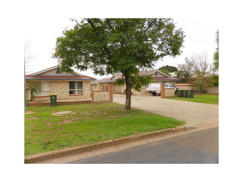 44 Brolgan Road, Parkes NSW 2870