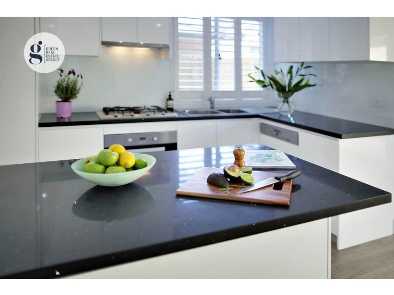 8b Deakin Street, West Ryde NSW 2114