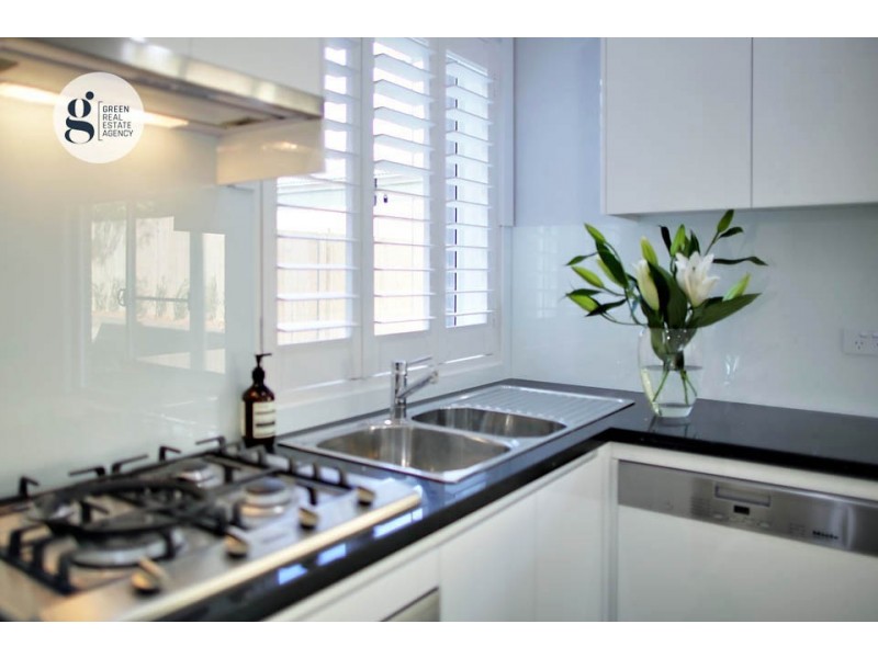 8b Deakin Street, West Ryde NSW 2114