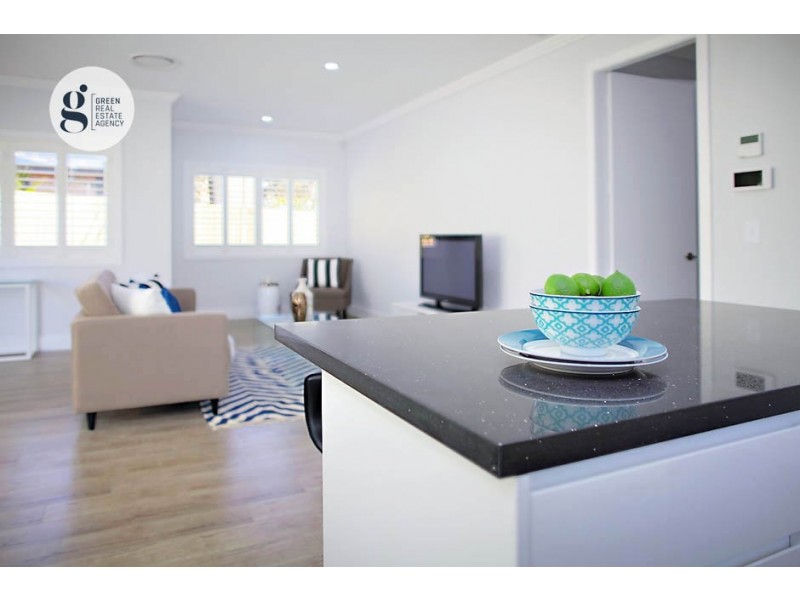 8b Deakin Street, West Ryde NSW 2114