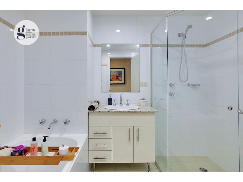 26/5 Bay Drive, Meadowbank NSW 2114