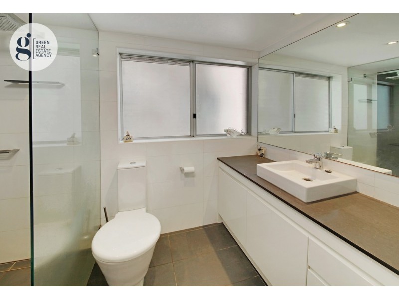 4/21-22 Bank Street, Meadowbank NSW 2114