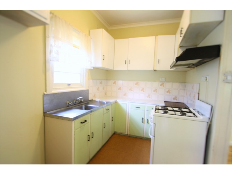 13 Broadoaks St, Ermington NSW 2115