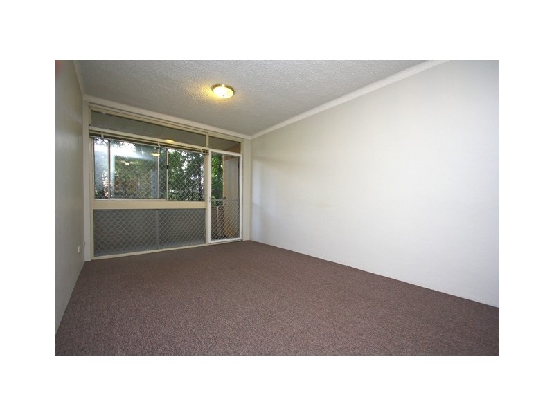 2/4 Sherbrooke Road, West Ryde NSW 2114