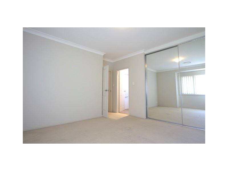 2/4A Marsden Road, West Ryde NSW 2114