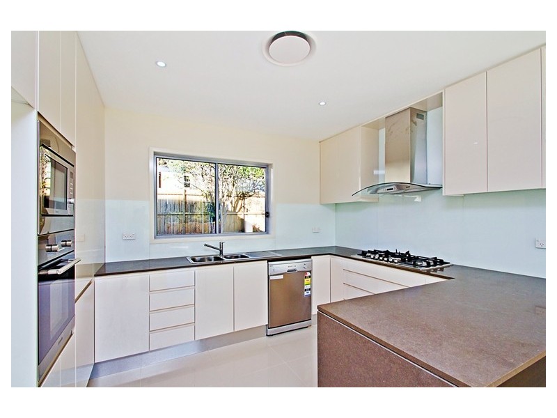 2/12  Huxley Street, West Ryde NSW 2114