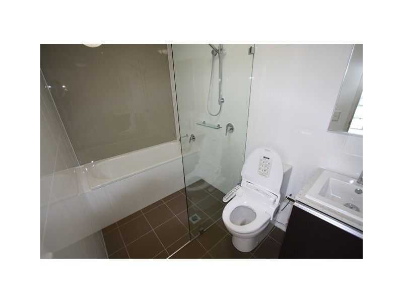 A708/40 Shoreline Drive, Rhodes NSW 2138