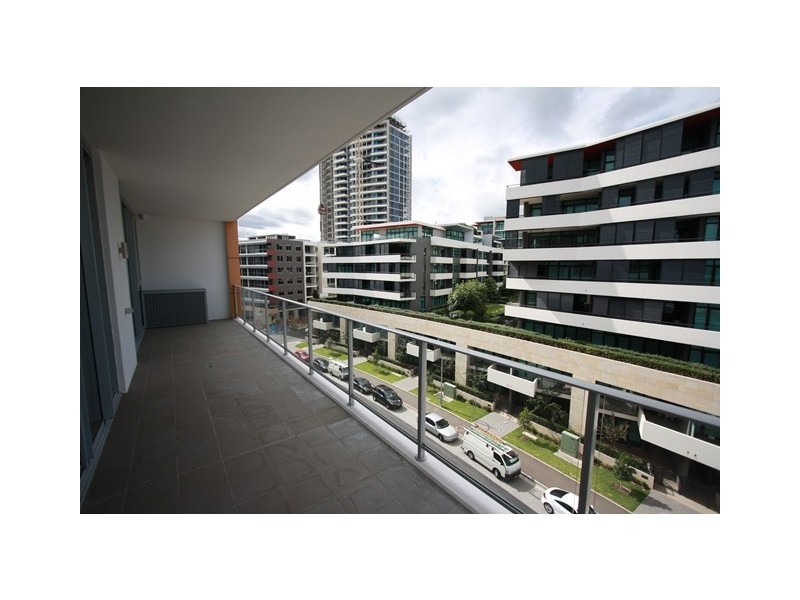 A708/40 Shoreline Drive, Rhodes NSW 2138