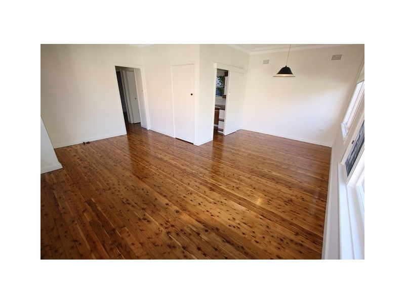 38 Bank Street, Meadowbank NSW 2114