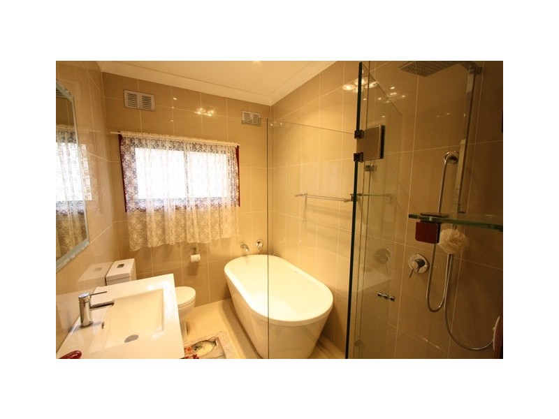 3 Trumble Avenue, Ermington NSW 2115