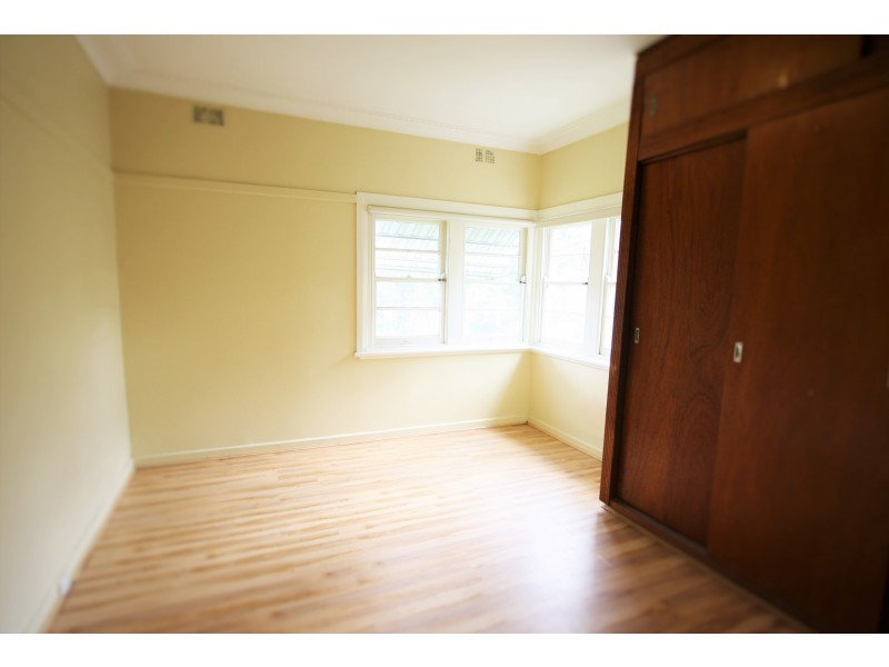 13 Broadoaks St, Ermington NSW 2115