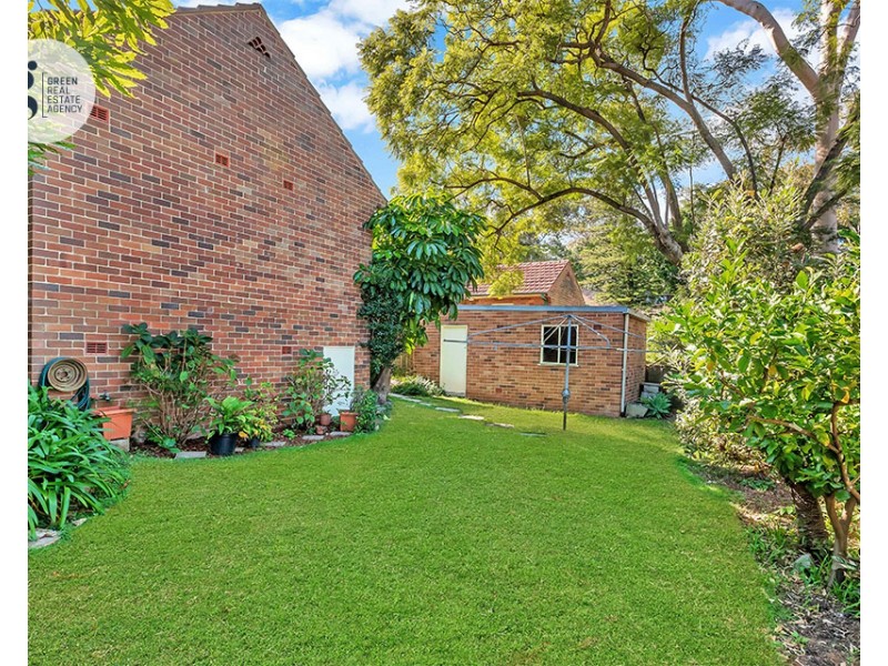 27 Sluman Street, Denistone West NSW 2114