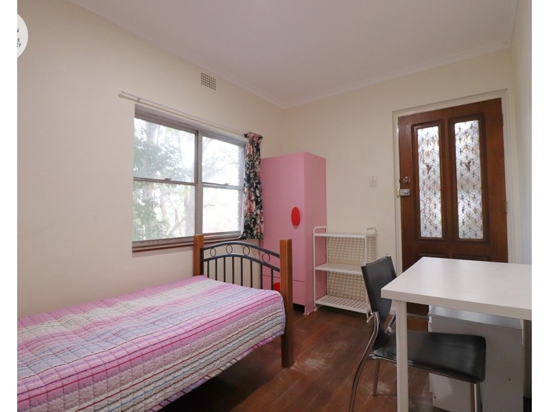 77A Tarrants Ave, Eastwood NSW 2122