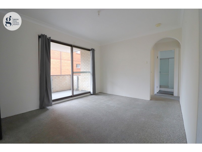 8/18A Meadow Crescent, Meadowbank NSW 2114