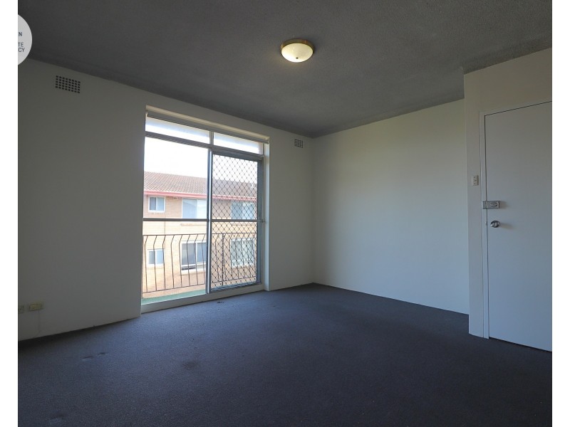 9/10 Bank Street, Meadowbank NSW 2114