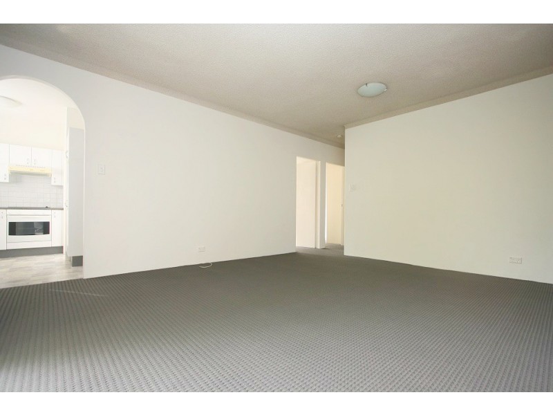 1/33 Meadow Crescent, Meadowbank NSW 2114