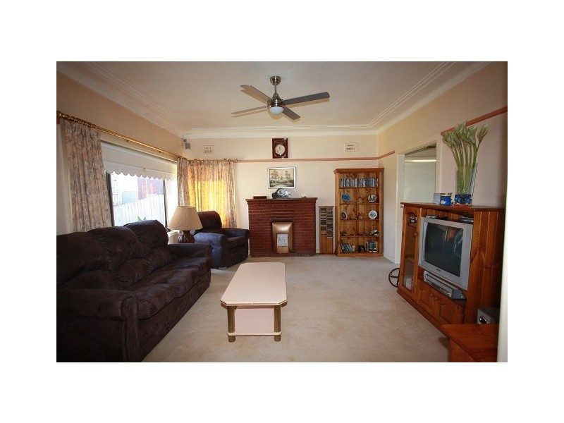 137 Wharf Road, Melrose Park NSW 2114