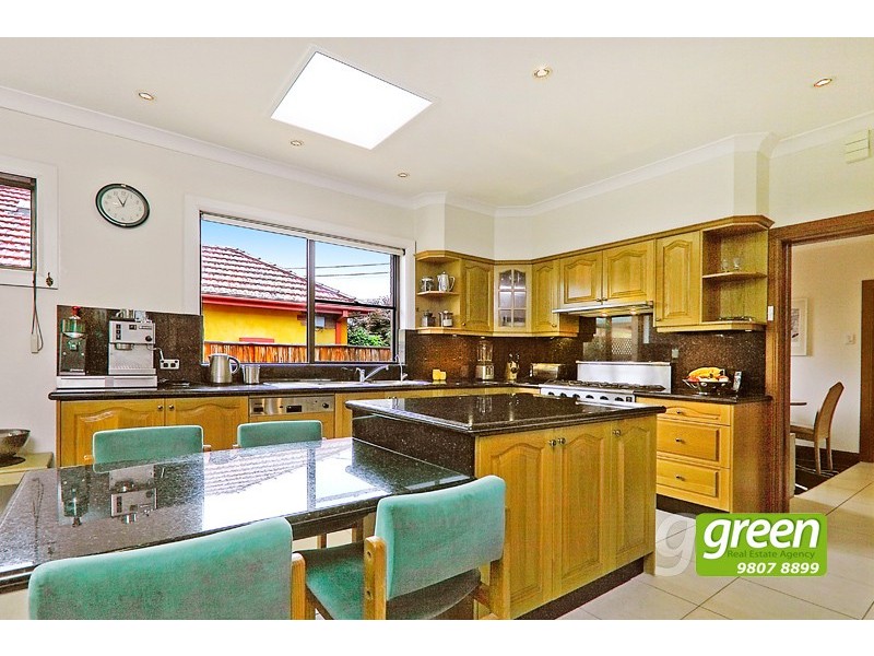 92 Cobham Avenue, Melrose Park NSW 2114
