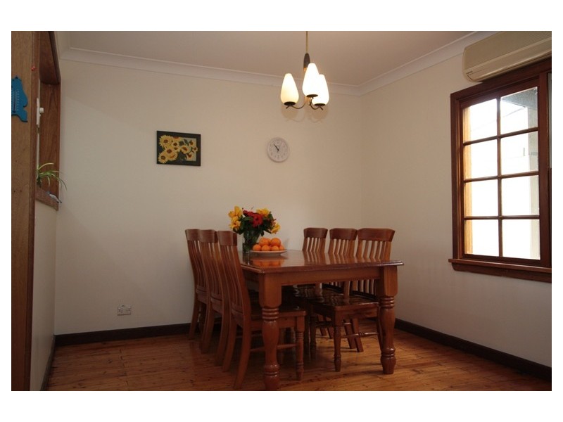 33 Griffiths Avenue, West Ryde NSW 2114