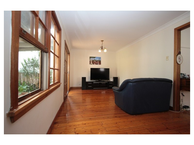 33 Griffiths Avenue, West Ryde NSW 2114