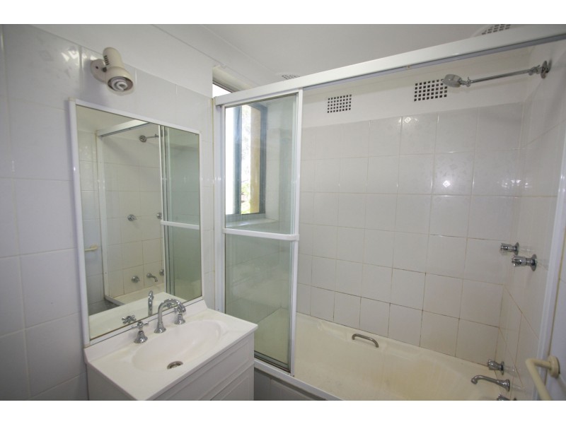 4/49 Sheffield Street, Merrylands NSW 2160