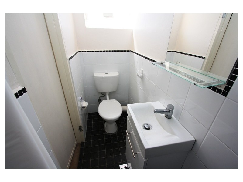 8/14 Meadow Crescent, Meadowbank NSW 2114