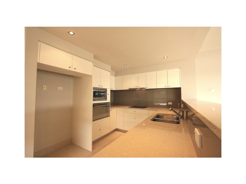 1/2 Bay Drive, Meadowbank NSW 2114