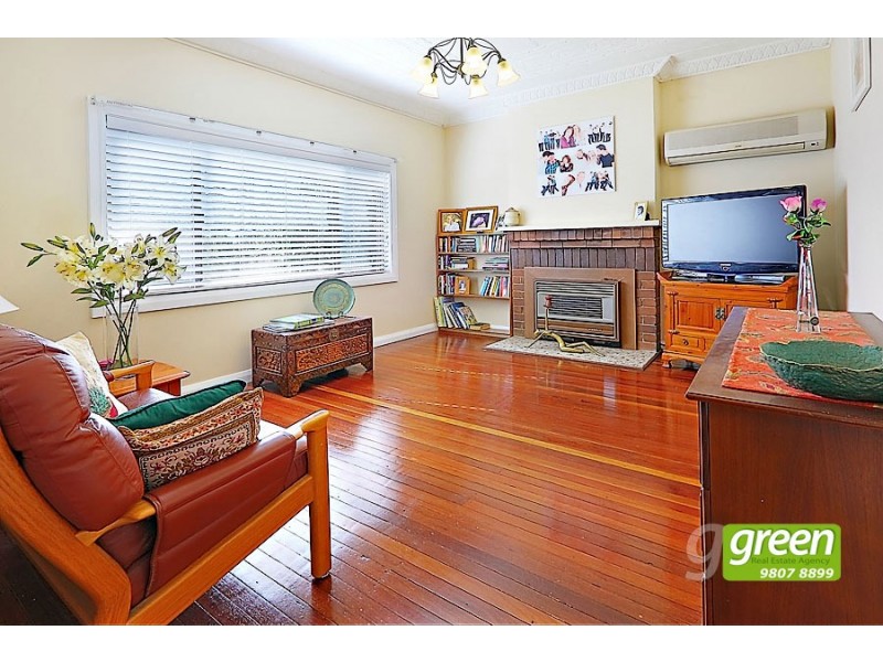 6 Hughes Avenue, Ermington NSW 2115