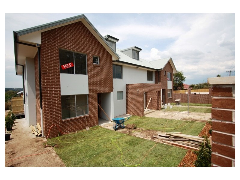 2/32 Fitzgerald Road, Ermington NSW 2115