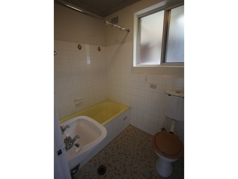 9/10 Bank Street, Meadowbank NSW 2114