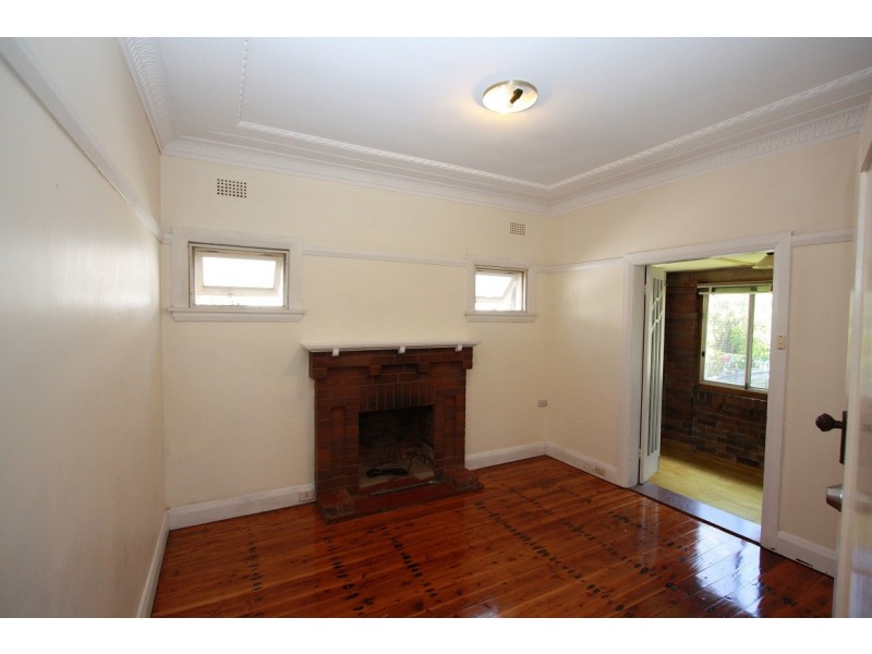 65 Moss Street, West Ryde NSW 2114