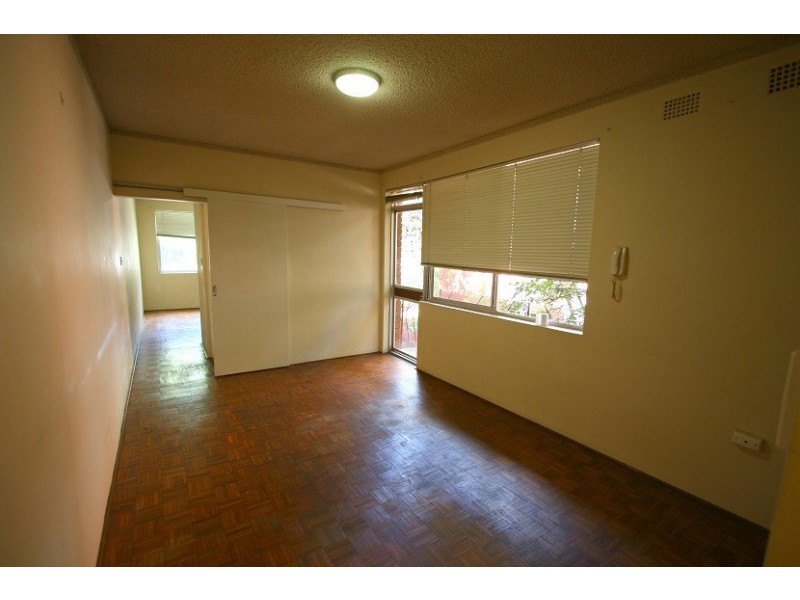 6/42 Meadow Crescent, Meadowbank NSW 2114