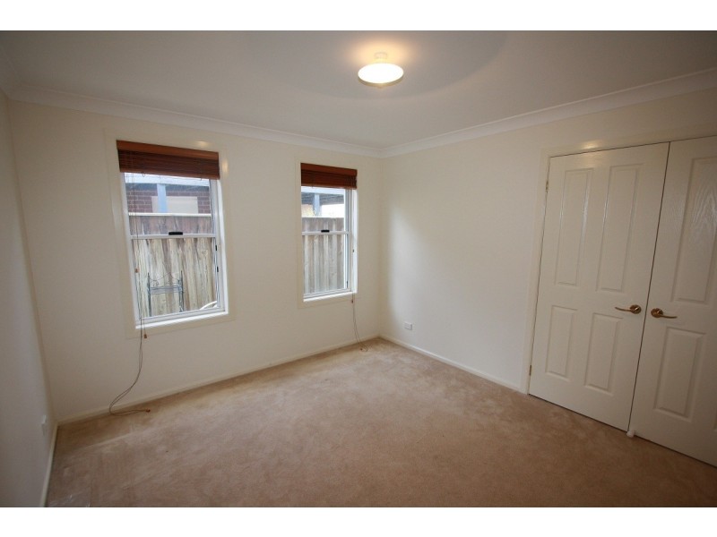 33 Hunterford Crescent, Oatlands NSW 2117