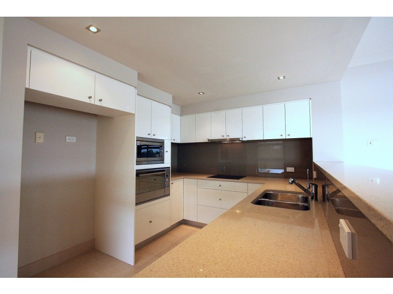 1/2 Bay Drive, Meadowbank NSW 2114