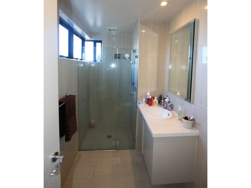 1/2 Bay Drive, Meadowbank NSW 2114