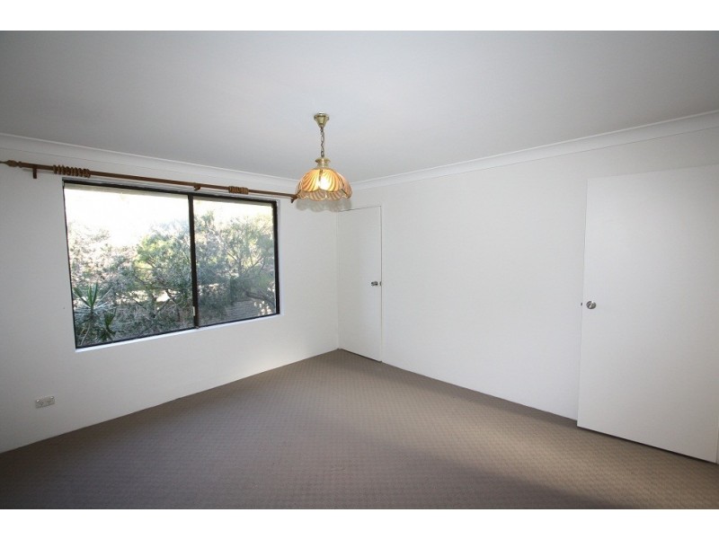 2/19 Taranto Road, Marsfield NSW 2122