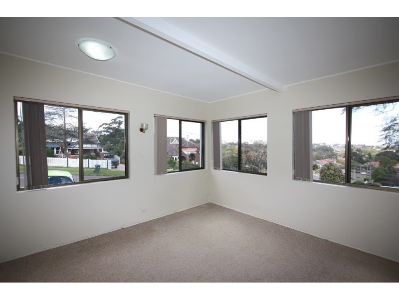 22 Commissioners Road, Denistone NSW 2114