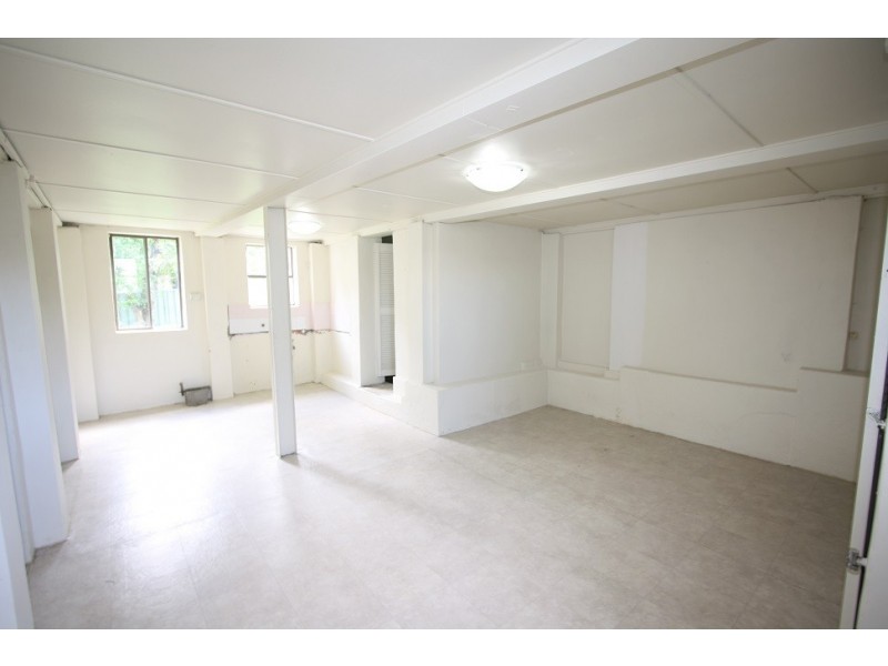 22 Commissioners Road, Denistone NSW 2114