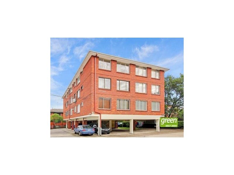 10/7 Bank Street, Meadowbank NSW 2114