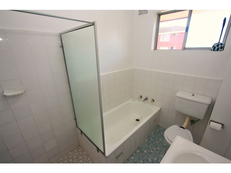 17/5 Bank Street, Meadowbank NSW 2114