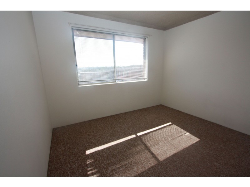 17/5 Bank Street, Meadowbank NSW 2114